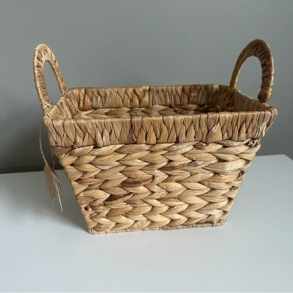 NWT Wicker Basket